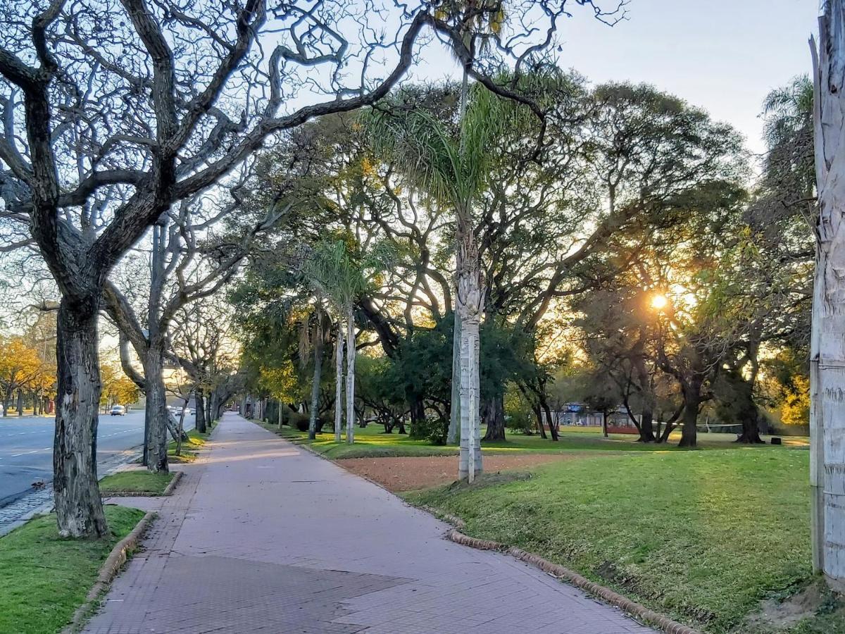 Appartamento Muy Luminoso Palermo Chico 10' Aeroparque 100m del Mater dei Buenos Aires Esterno foto